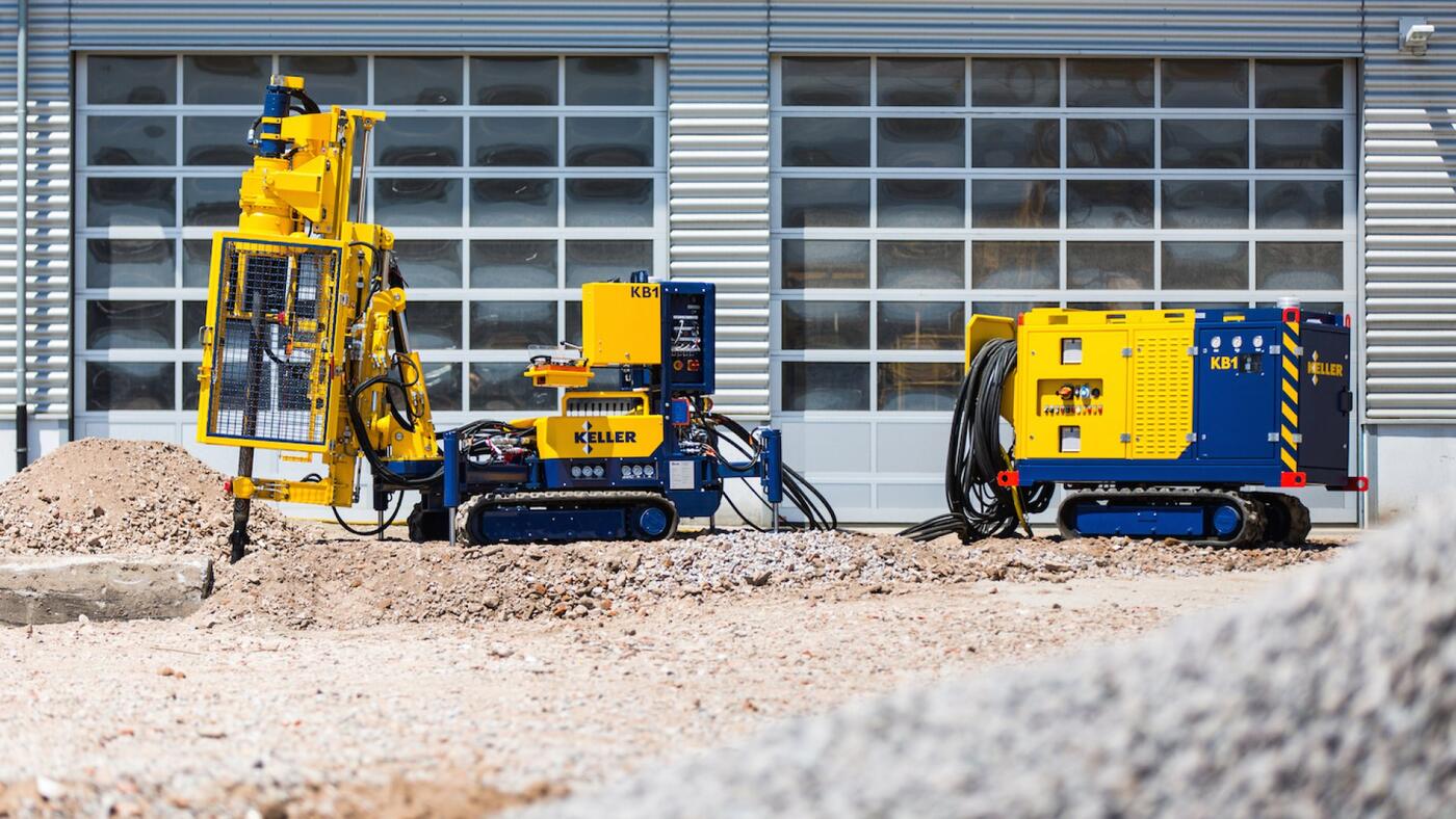 Small drilling rig